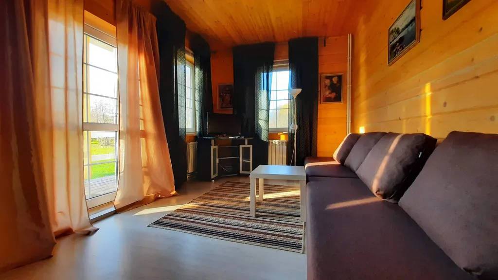 Коттедж Васнецово-озеро, дом на берегу озера у леса в Подоосковье — Ваньково