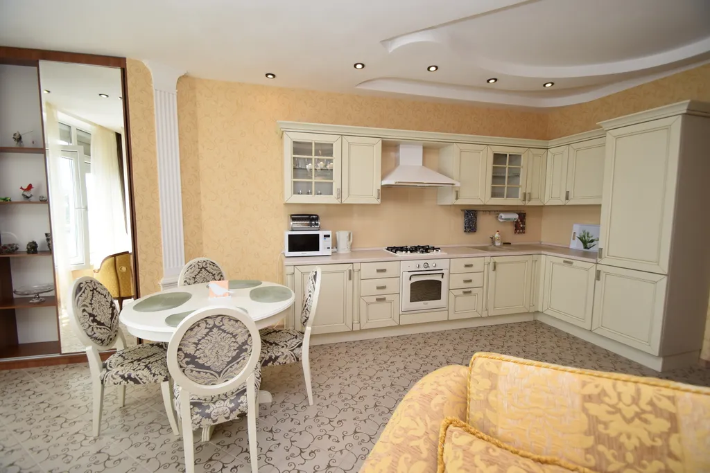 На Набережной Гурзуфа