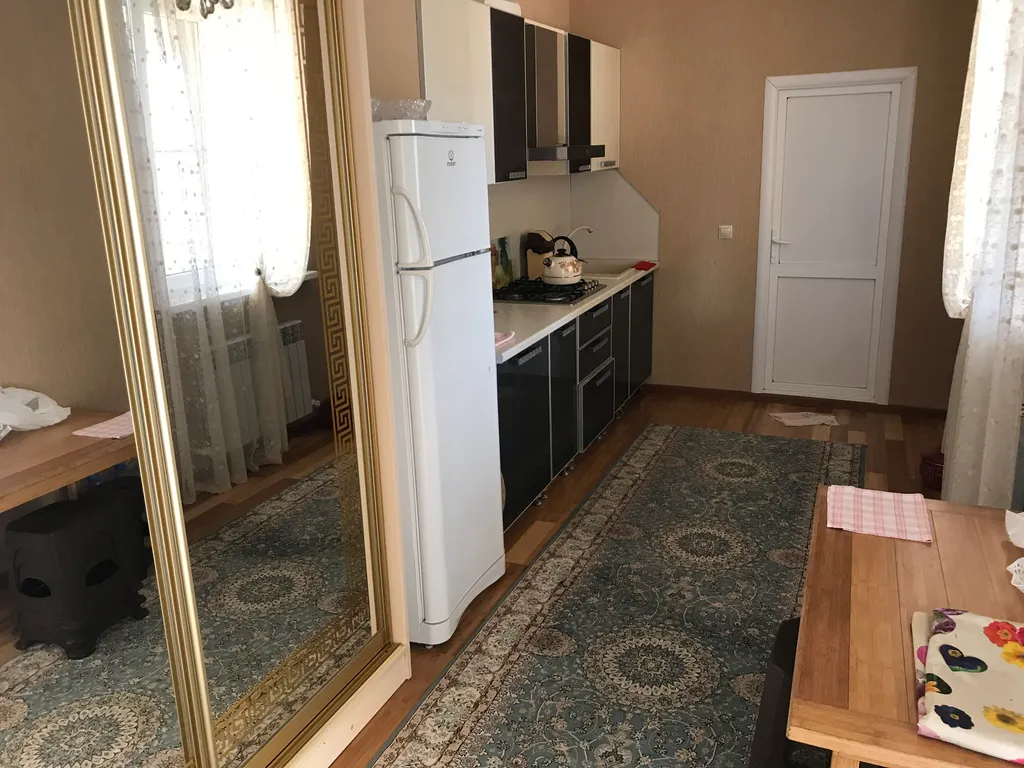 Дом на берегу Каспийского моря