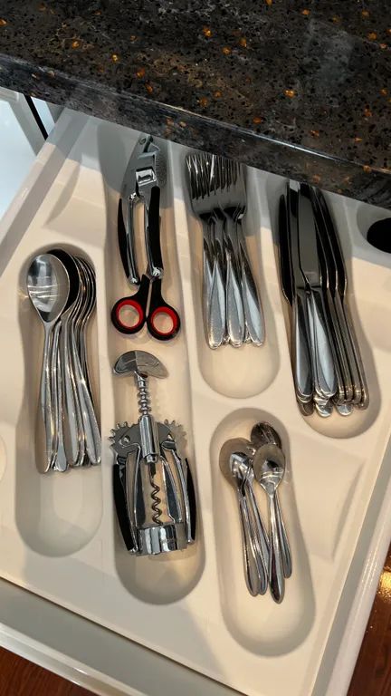 Элитные апартаменты в центре с видом на море в ЖК Актер Гэлакси