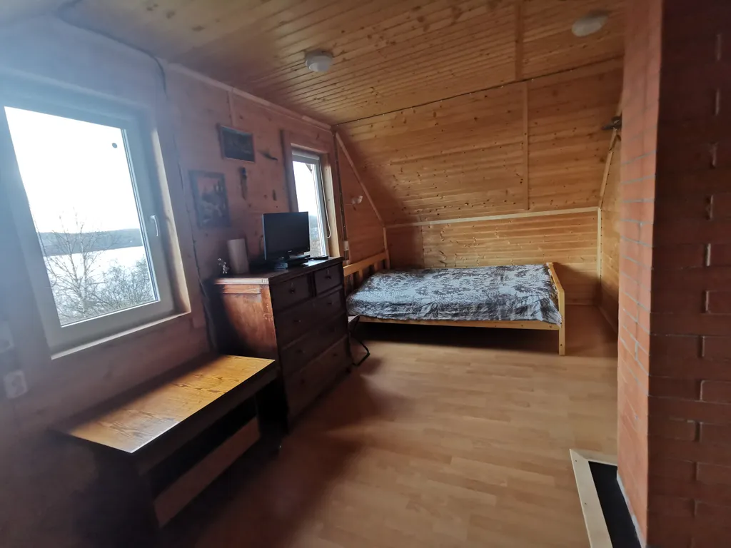 Дом на берегу залива Онежского озера в Республике Карелия