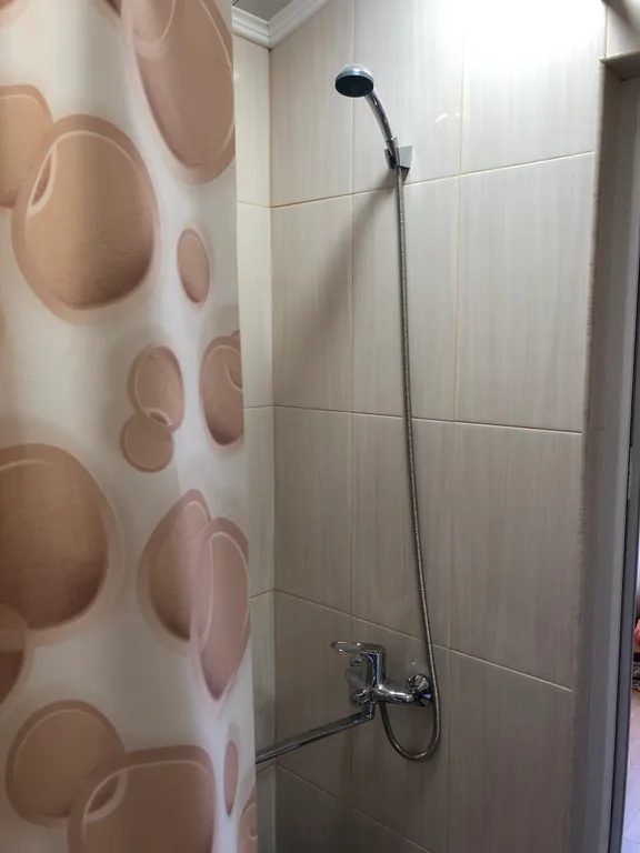 Уютный домик рядом с набережной ,имеется прямая маршрутка до фонтана.