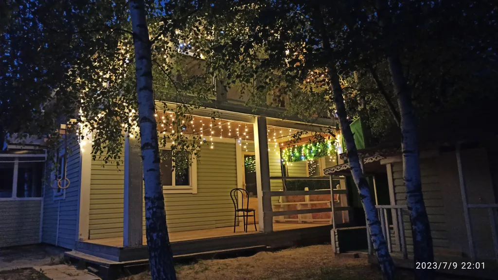 Коттедж Дом с батутом и видом на сад — Беседы