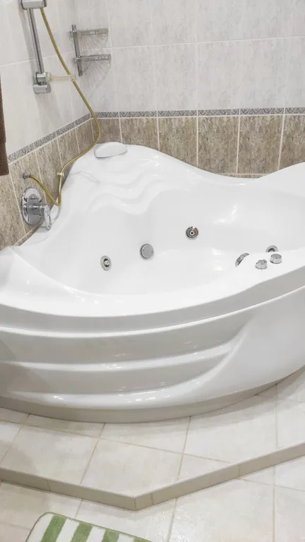 Апартамент с джакузи и домашним кинотеатром