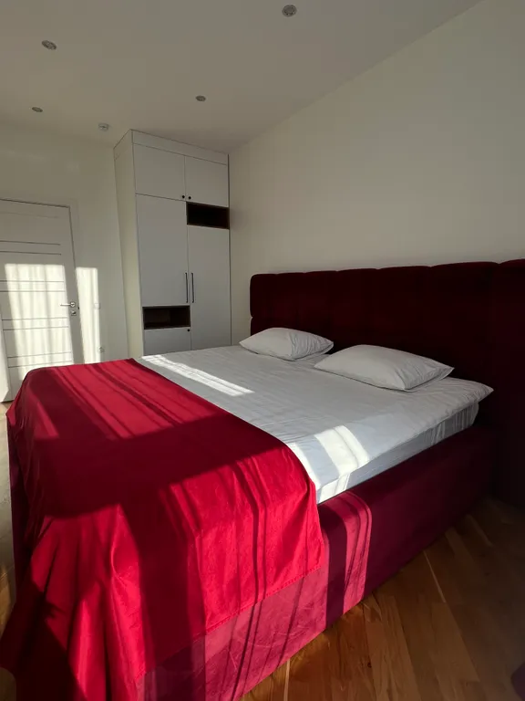 4-комнатная Квартира