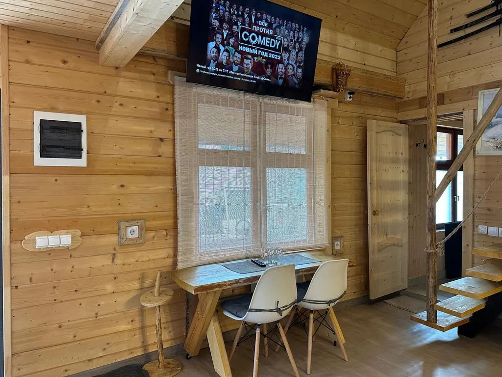 Коттедж Гостевой дом на берегу озера сандал — Сопоха