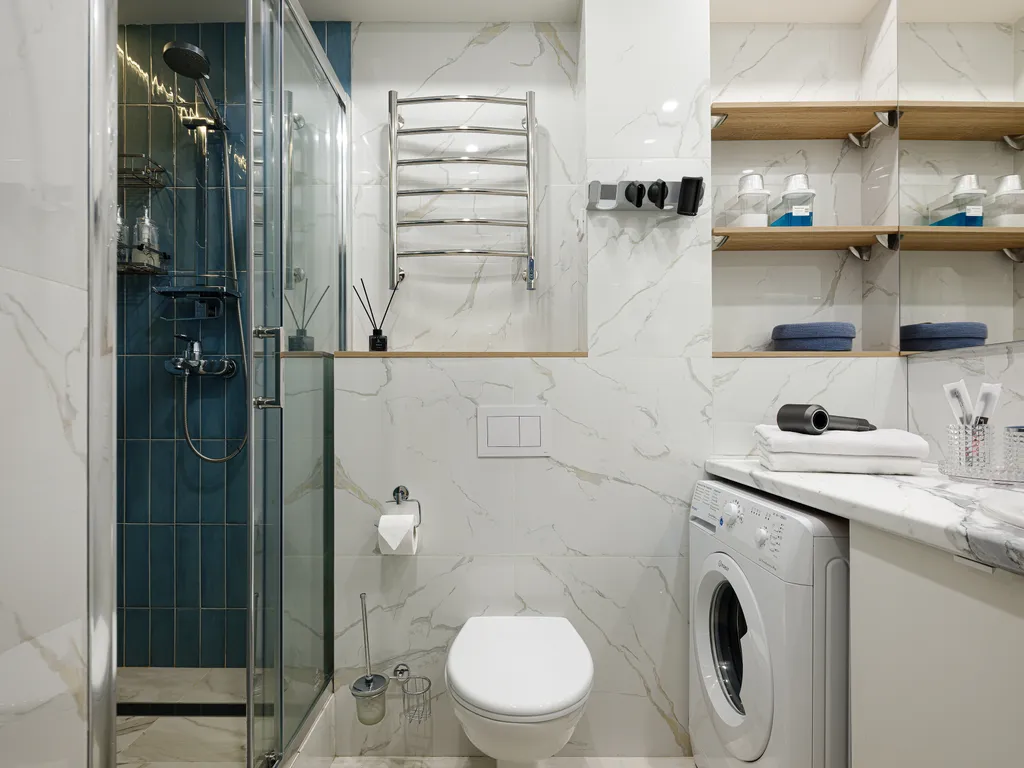 Дизайнерская студия с видом на сосны с закрытым двором