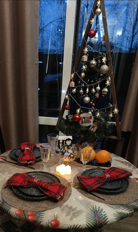 Дом с купелью и сауной, костровой зоной, мангалом и качелями