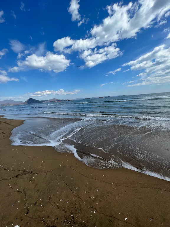 Солнечная, уютная квартира не далеко от моря