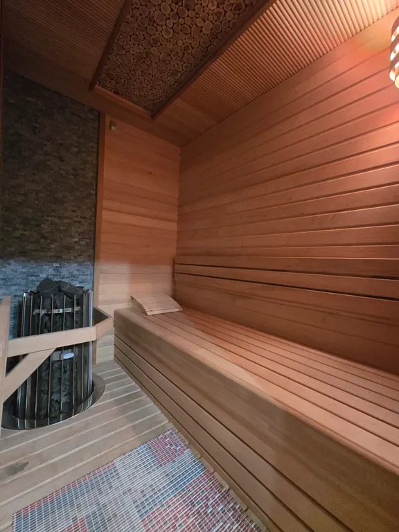 Студия с сауной возле озера