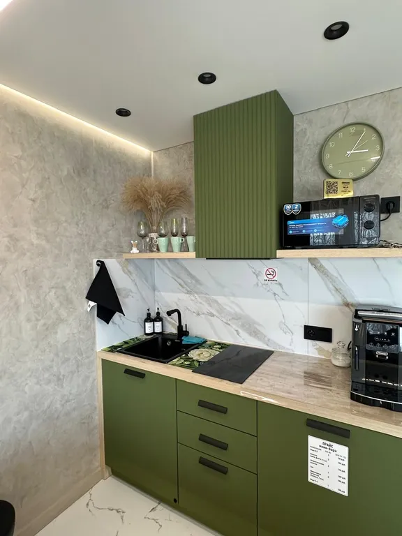 Квартира-студия с джакузи с панорамным видом