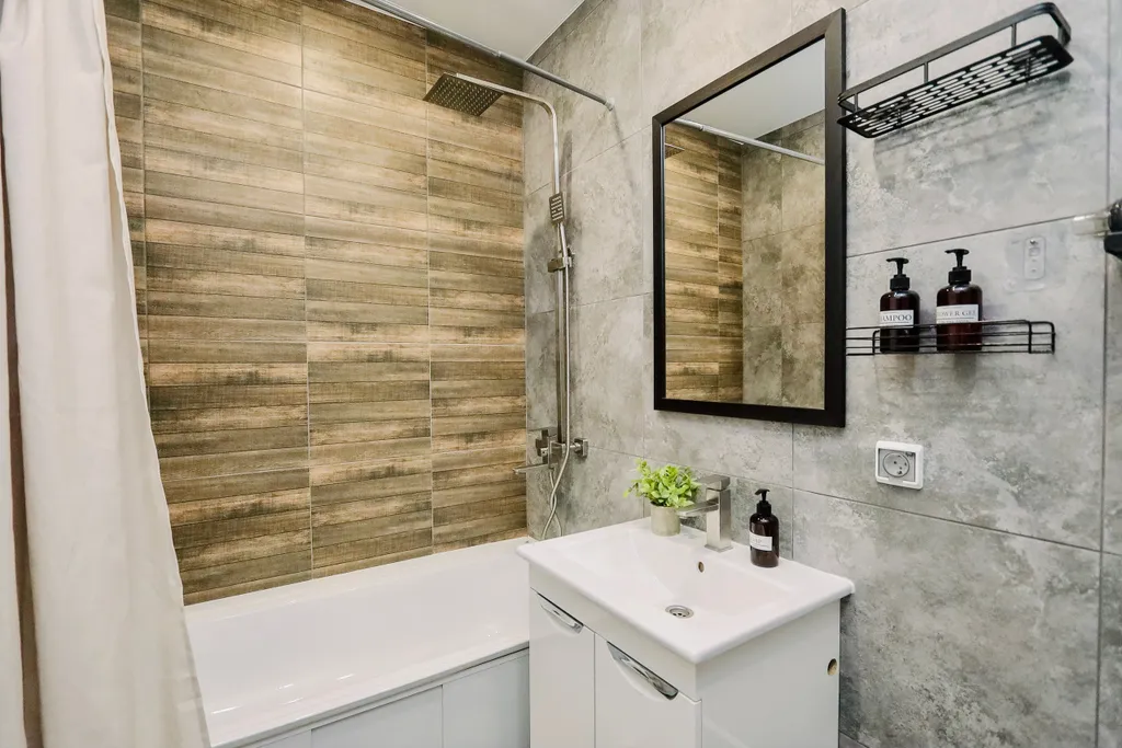 Oчаpовательная квaртиpа c бaлкoнoм