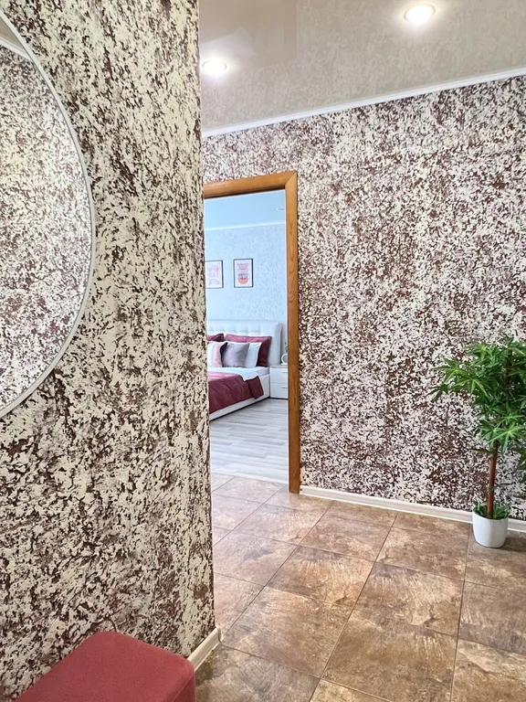 Квартира с лоджией рядом с центральным автовокзалом