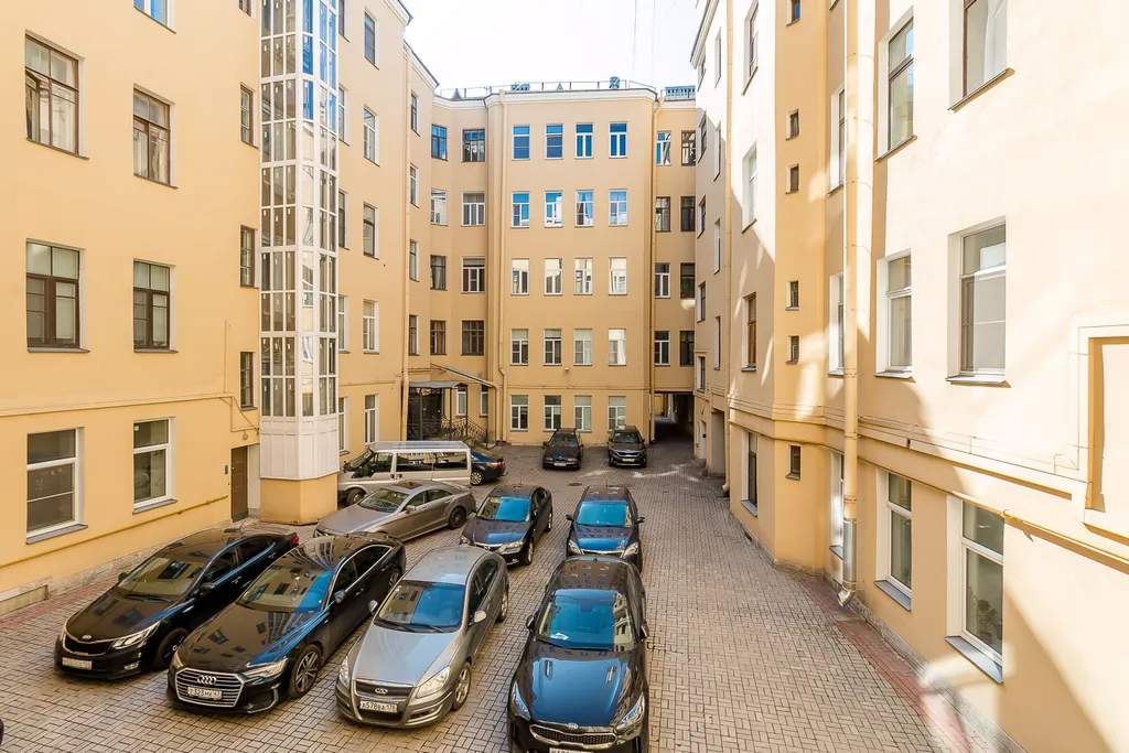 Квартира Большая и светлая квартира у Таврического сада — Санкт-Петербург