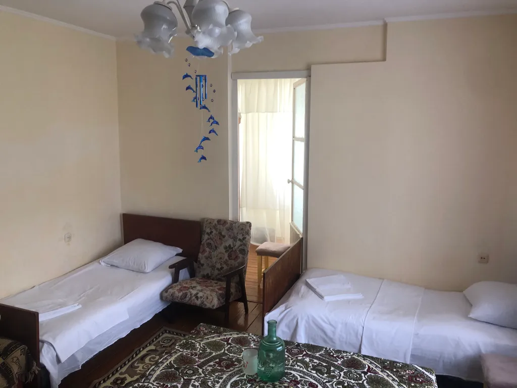 Уютная квартира — аренда посуточно в Сухум