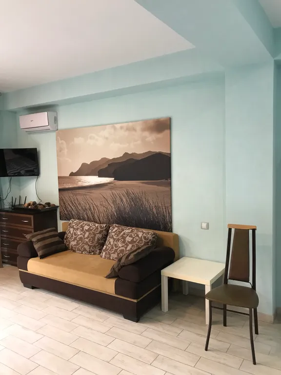 Панорамная студия с потрясающим видом на горы в центре красной поляны