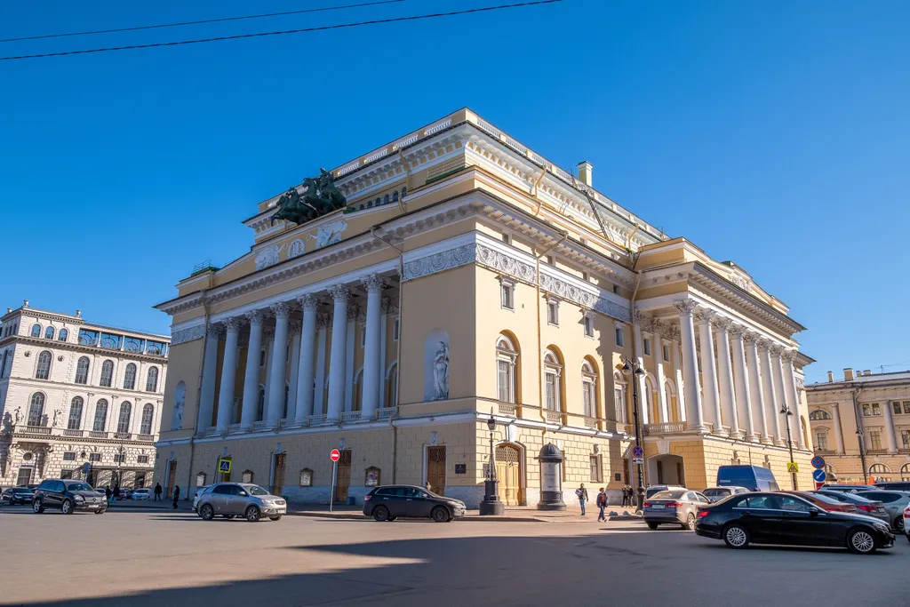 Апартаменты у Императорского театра