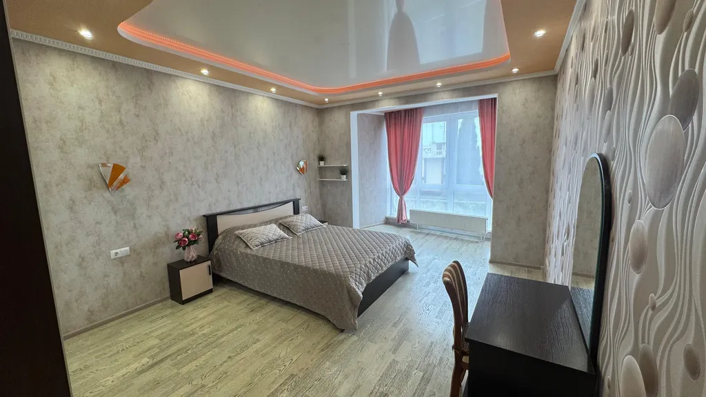 Комфортная, большая квартира в 100 метрах до моря