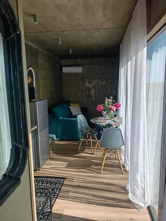 База отдыха с панорамными видами на озеро Ильмень