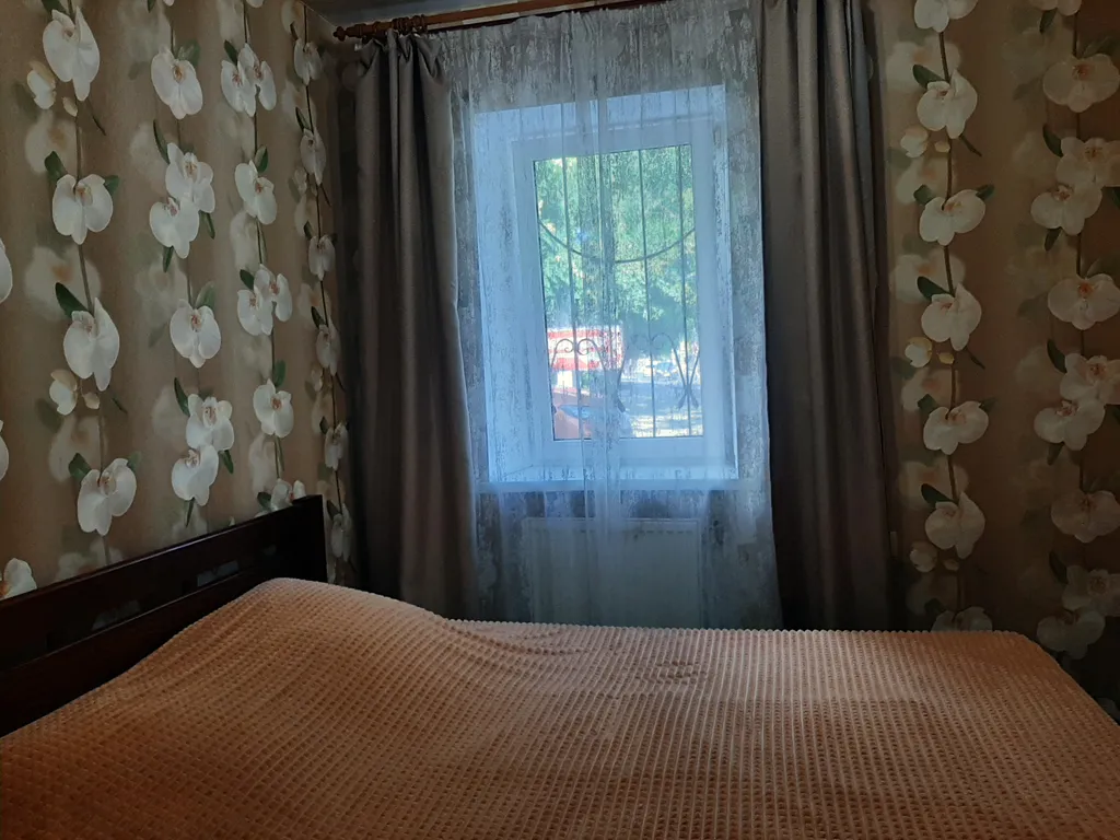 Коттедж Трёх комнатный дом до моря 5 минут пешком — Евпатория