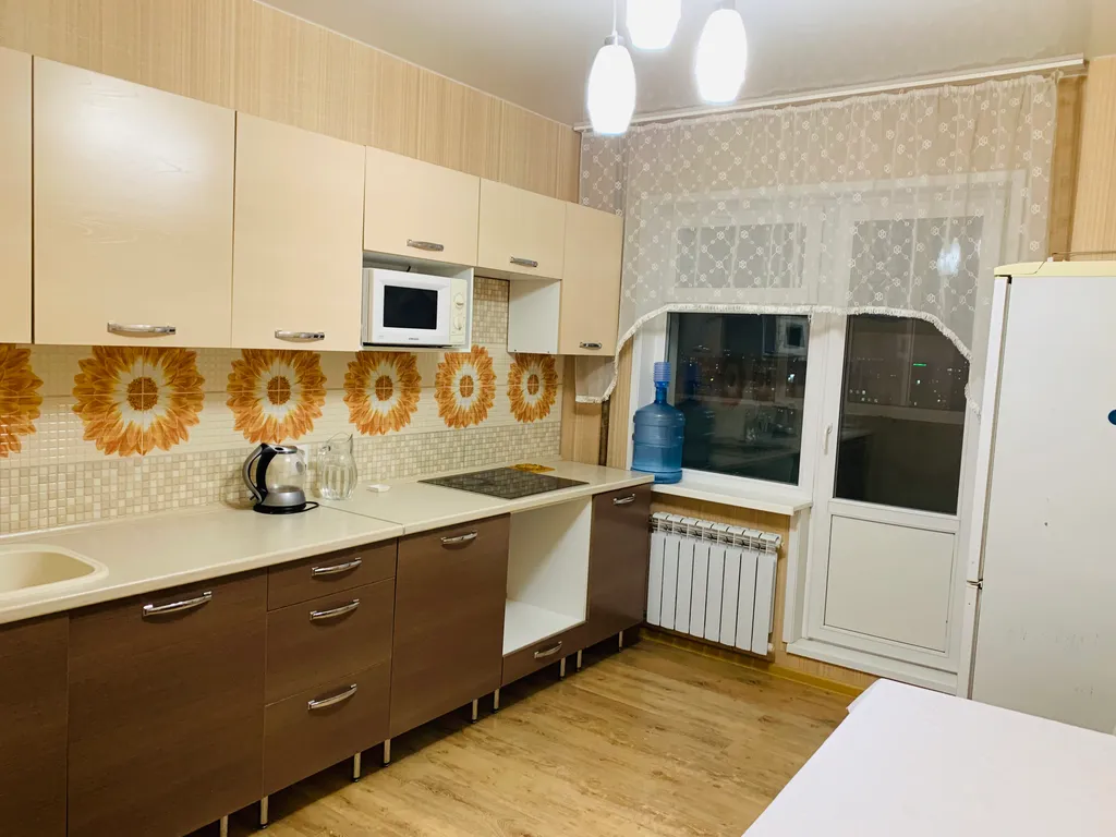 Просторная 1-комнатная видовая