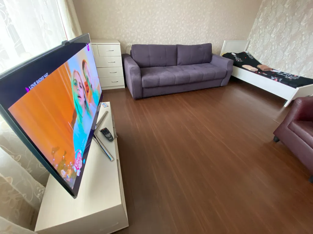 Уютная квартира в спальном районе, 3 спальных, smart tv wifi, балкон