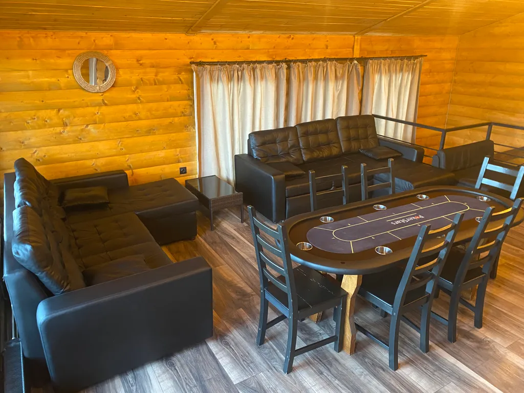 Гостевой дом с русской баней и покерным столом