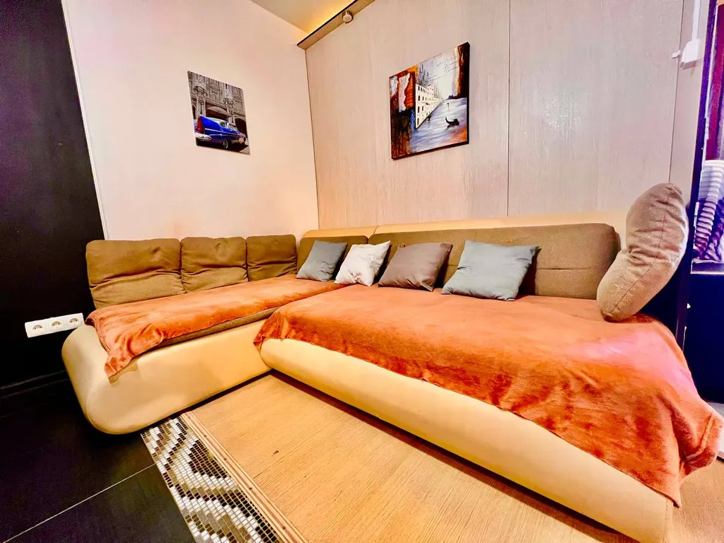 Квартира 1+ евро семейные апартаменты, центр, парковка, кафе, вояж, гудвин, развязка — Тюмень