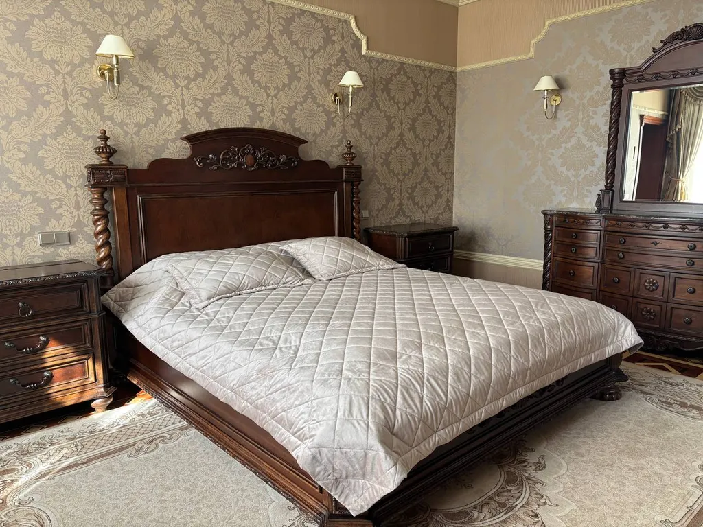 Двухэтажный коттедж с видом на парк в центре Минска — аренда посуточно в Минск