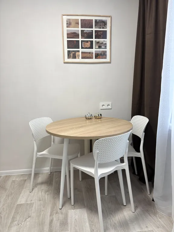 Современная светлая квартира с новым ремонтом