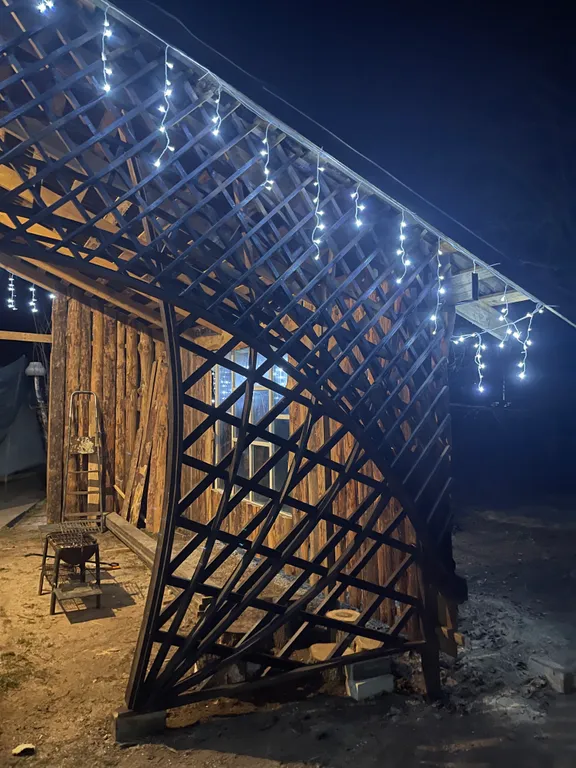 Уютный деревенский домик с русской баней возле берега озера