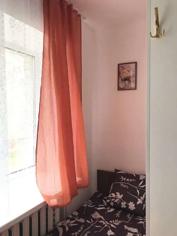 Маленькая студия у библиотеки