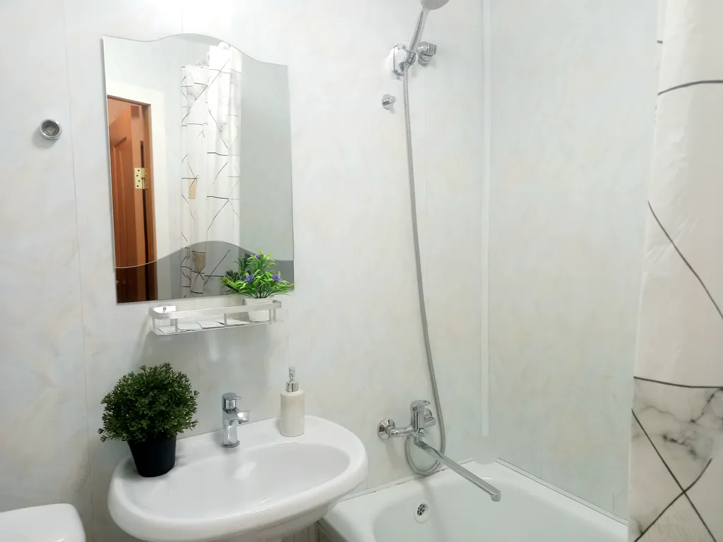 Квартира у вокзала и военного университета