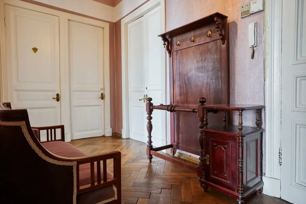 Уютная просторная 5-комнатная квартира в самом центре