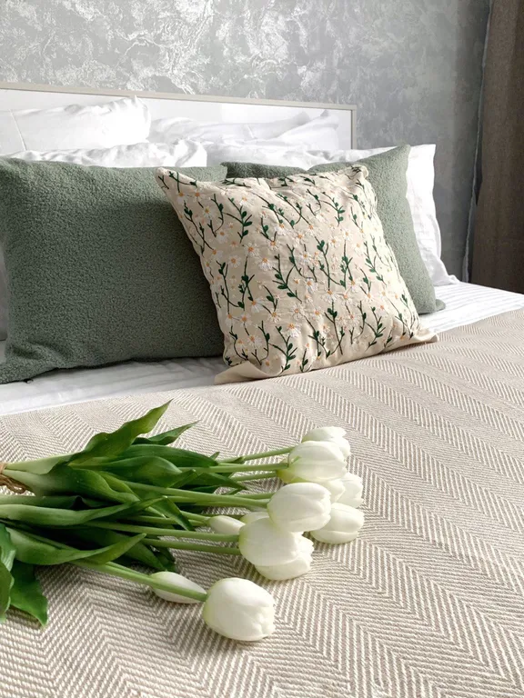 Очень красивая квартира, свободная сейчас — аренда посуточно в Екатеринбург