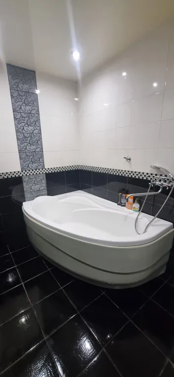 Студия в доме сталинской постройки