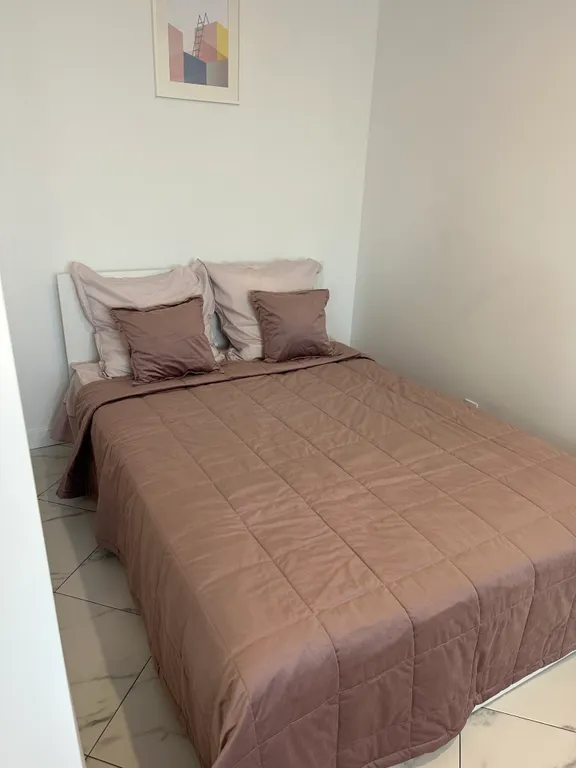 Совершенно новая уютная студия