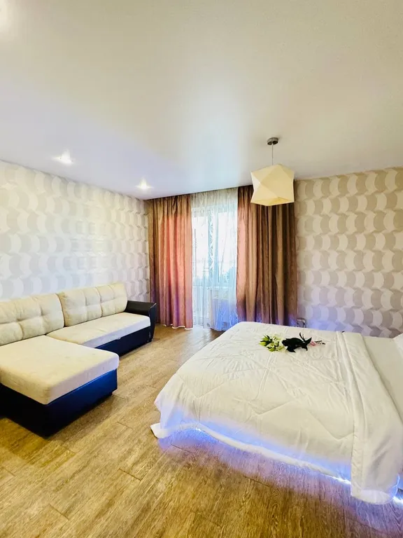 Уютная квартира рядом с метро — аренда посуточно в Екатеринбург