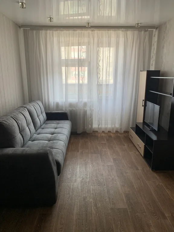 1-комнатная Квартира — аренда посуточно в Тобольск