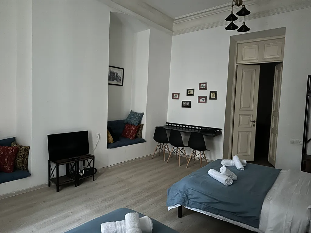 Apartment Gudiashvili square