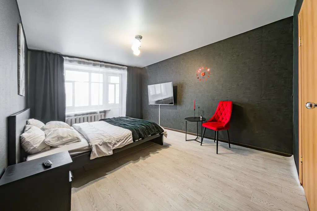 Квартира в центре комфорт класса — аренда посуточно в Асбест