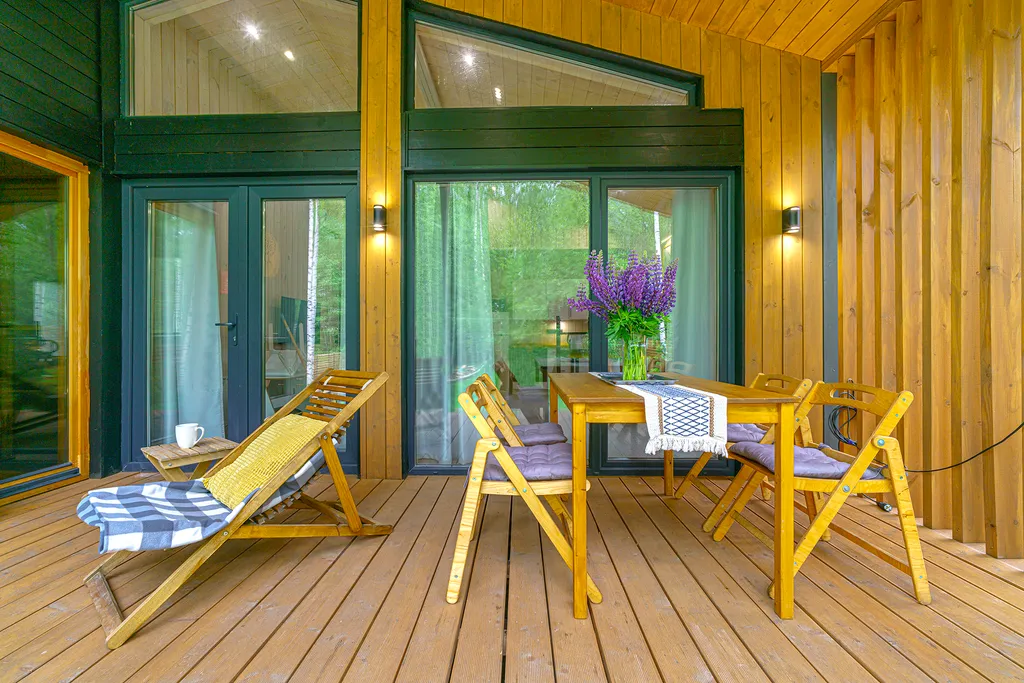 Домик с видом на лес