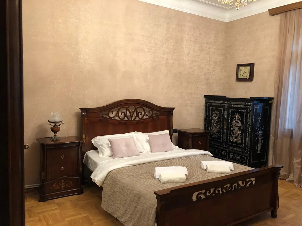 Роскошная квартира в центре у бульвара напротив InterContinental Hotel