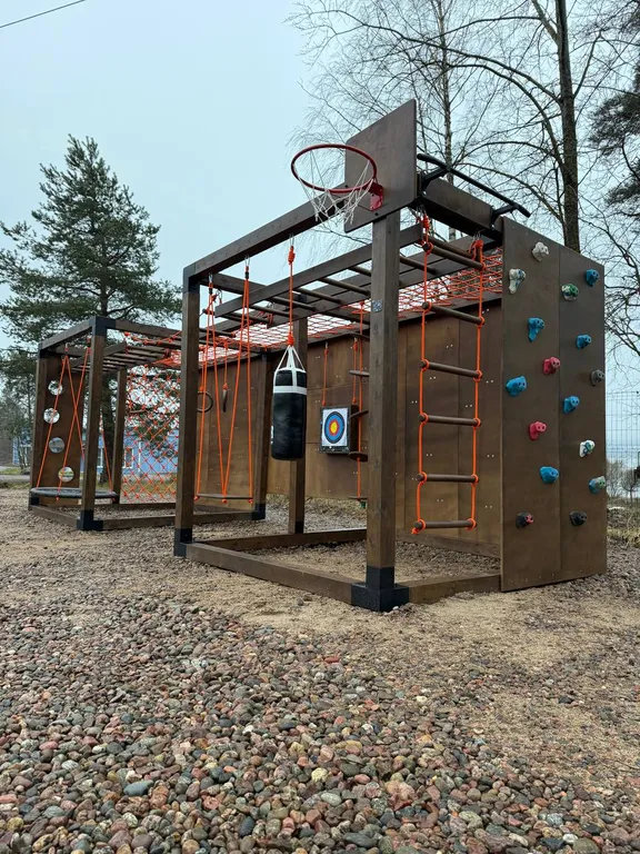 Коттедж Отдельностоящий дом с верандой и видом на озеро — Мичуринское