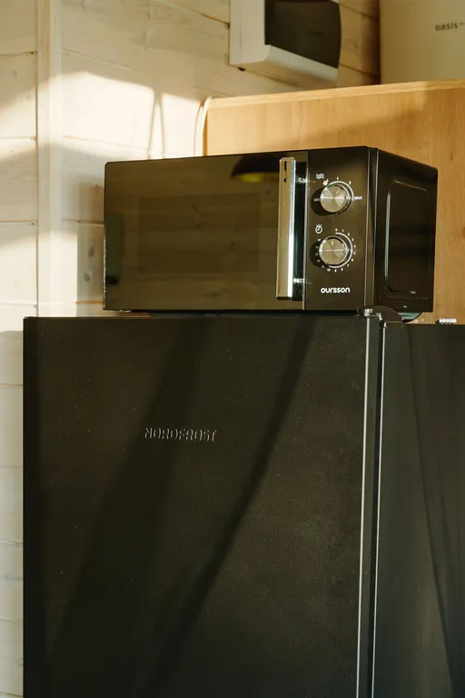 Уютный домик на берегу озера