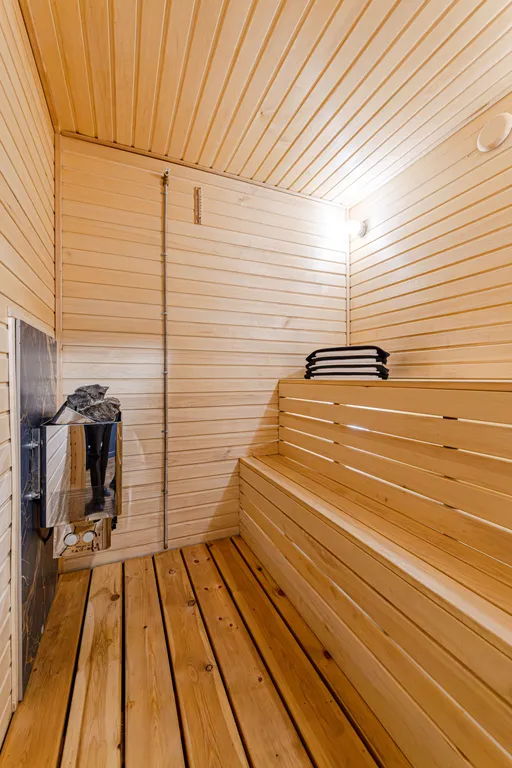 Коттедж Уютный современный дом с сауной — Иннолово