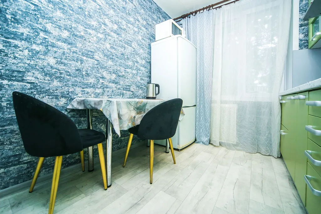 Метро, центр, двухкомнатная квартира на 4 человека