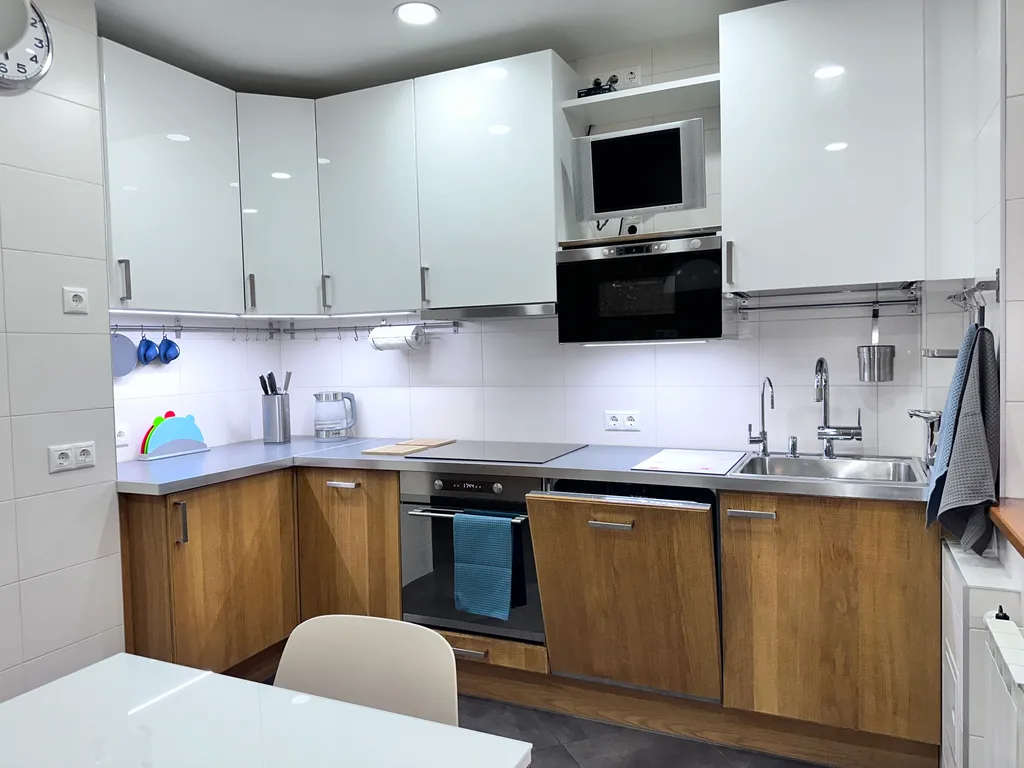 Квартира 3-комнатная квартира премиум-класса в центре у метро — Москва