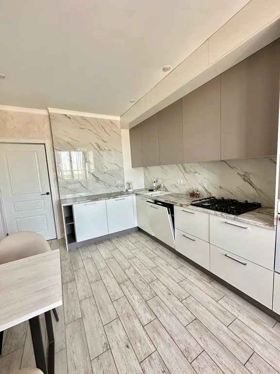 Люкс квартира возле ЖД вокзала