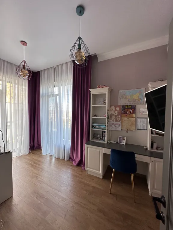 Вилла с бассейном среди виноградников Балаклавы